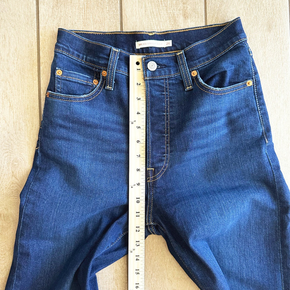 Levi's Ribcage Straight Dark Wash - Picture 8 of 10